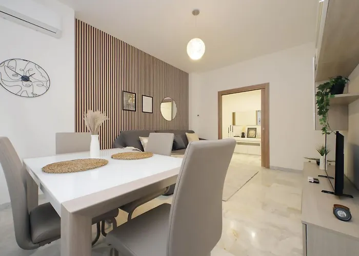 Apartamento Modern Large In *